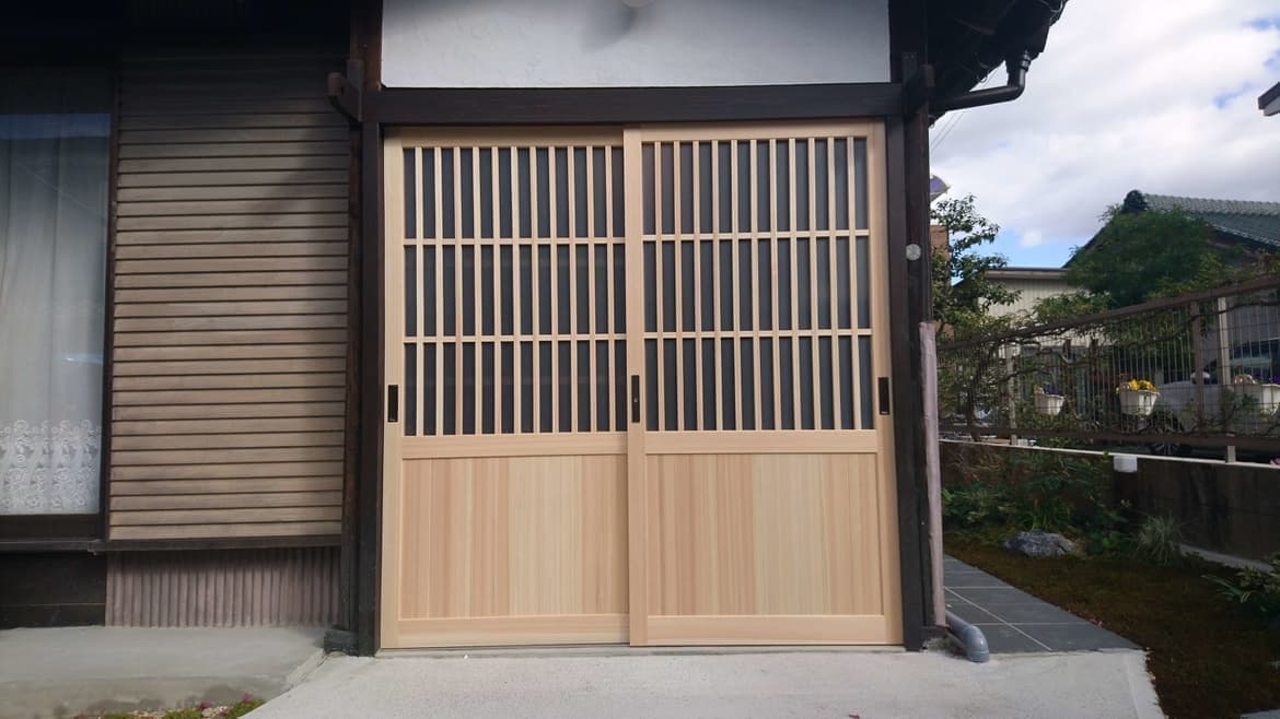 木製玄関新調 | 木製玄関の新調なら建具修理の窓口春日井市